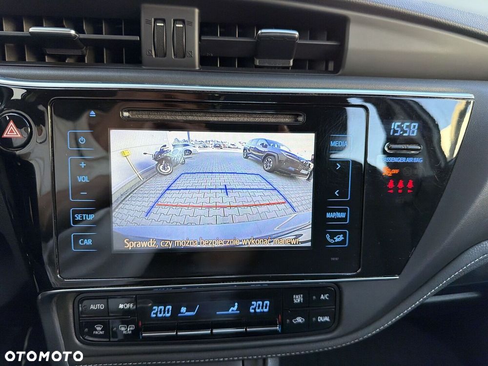 Toyota Corolla 1.6 Premium EU6 - 23