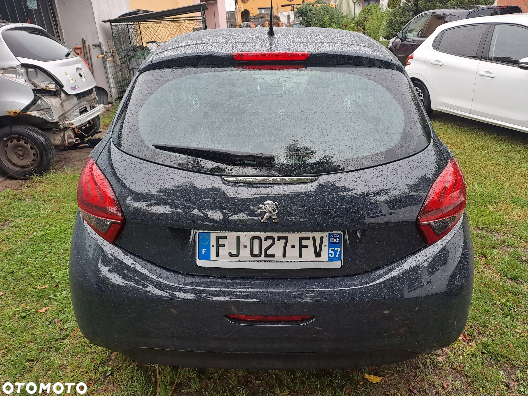 Peugeot 208 1.2 PureTech Like S&S - 6