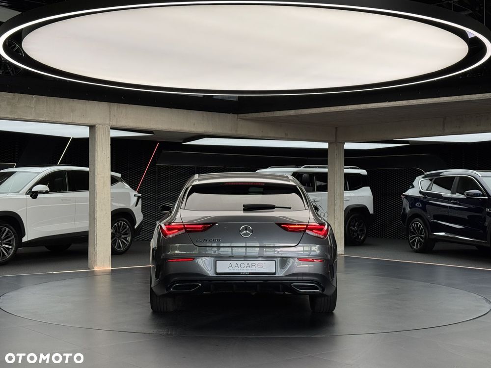 Mercedes-Benz CLA 200 AMG Line 7G-DCT - 5