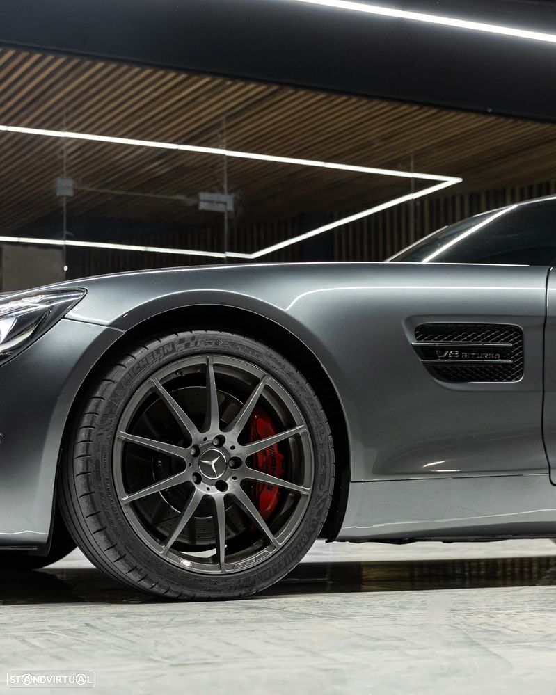 Mercedes-Benz AMG GT - 5
