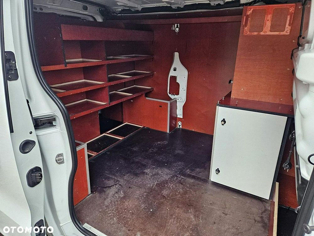 Nissan NV300 - 8