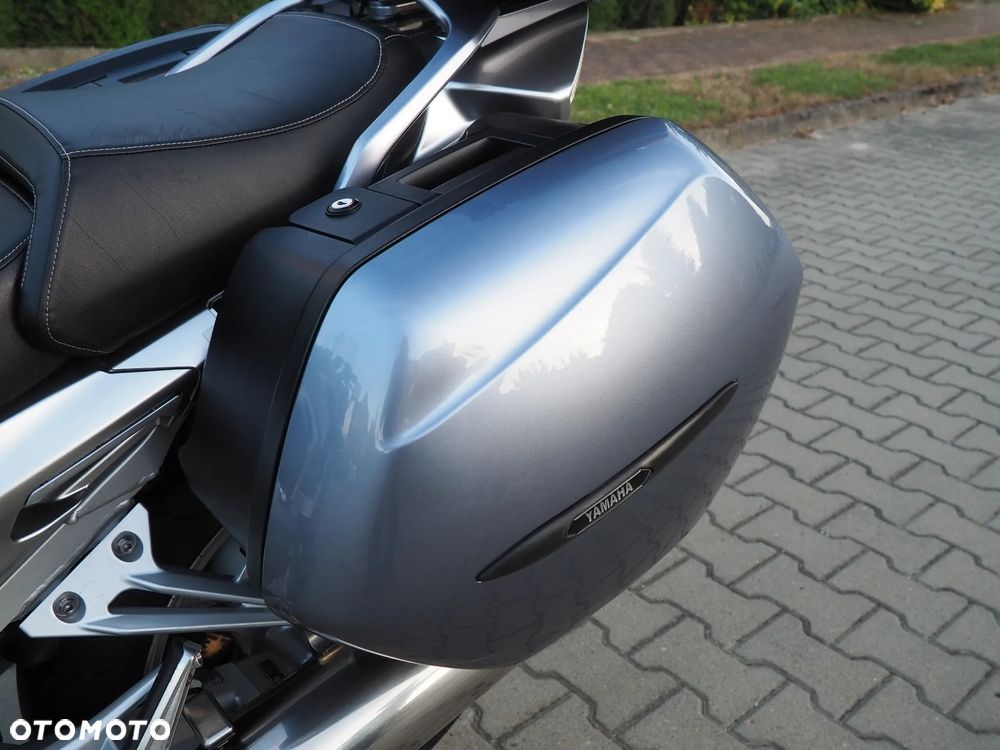 Yamaha FJR - 36