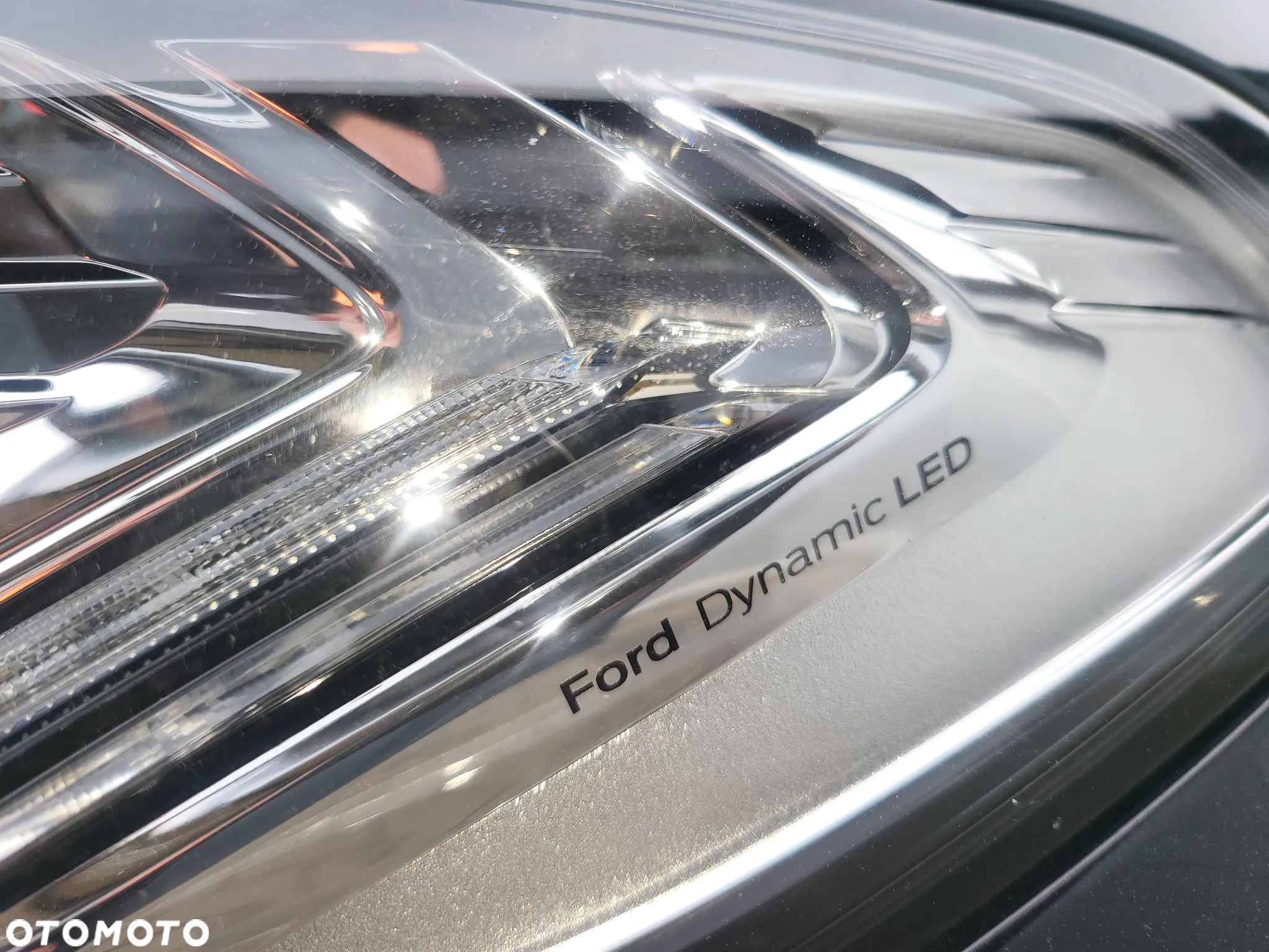 Ford Mondeo 2.0 Hybrid Titanium - 8