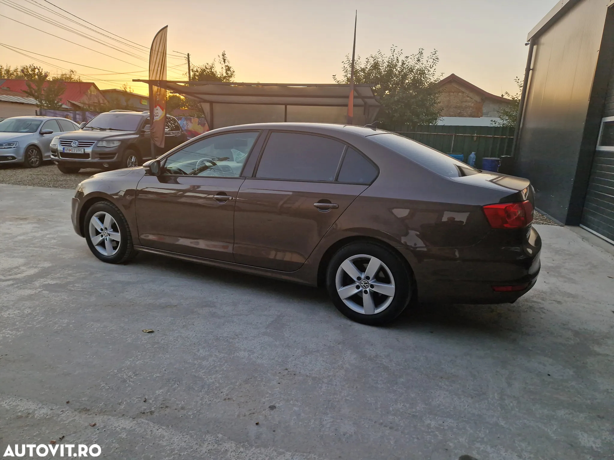 Volkswagen Jetta 1.6 TDI Blue Motion Technology Comfortline - 5
