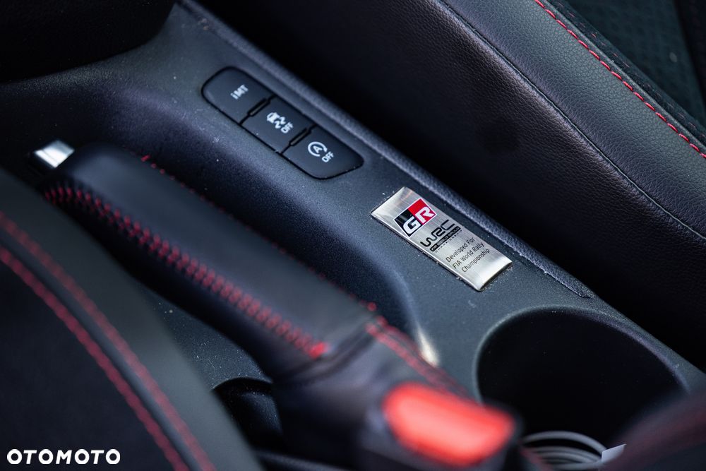 Toyota Yaris GR 1.6 Dynamic - 15