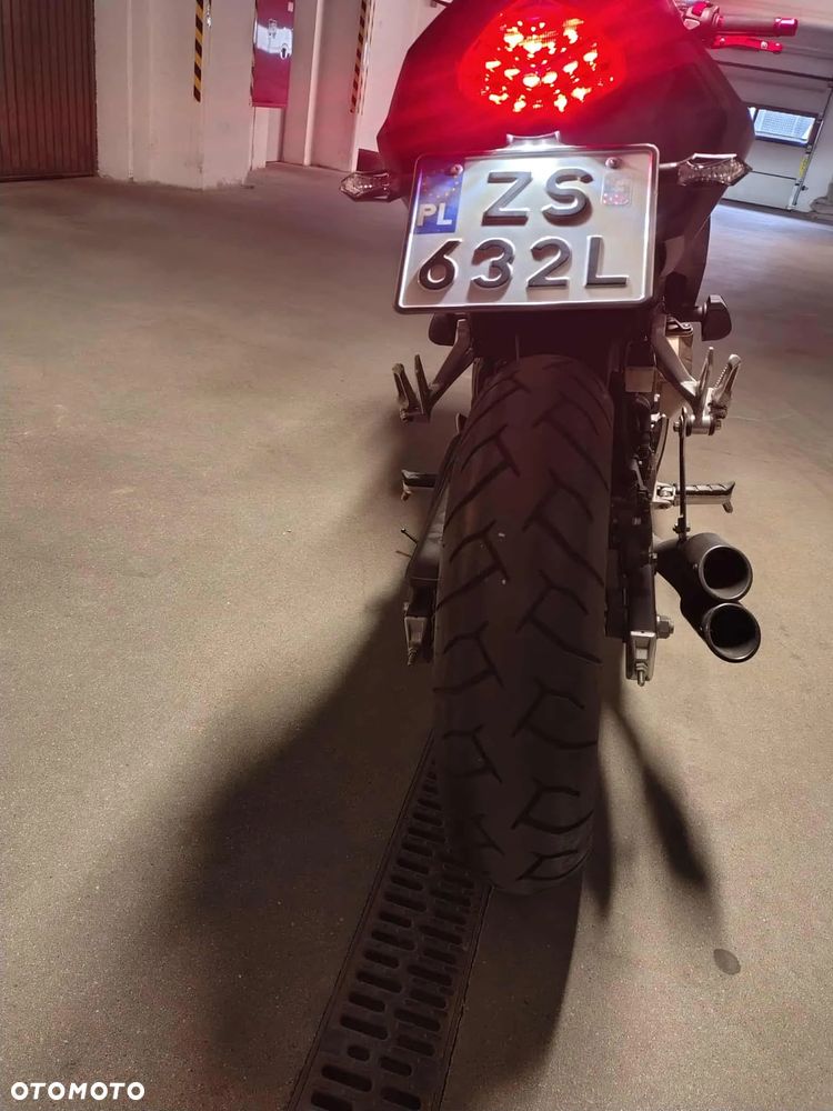 Honda CBR - 6