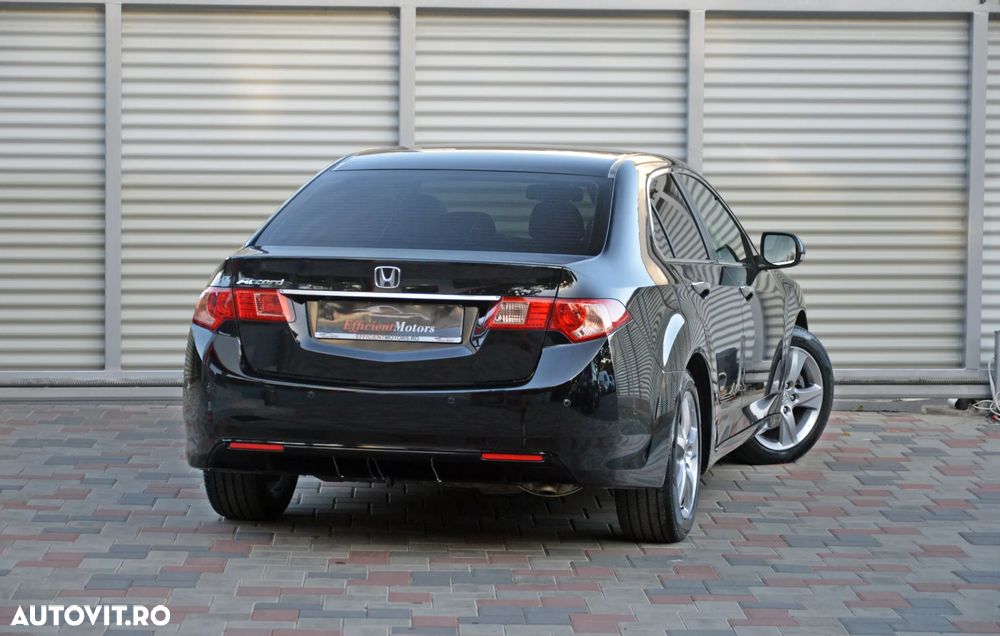 Honda Accord 2.2 i-DTEC AT Executive Navi - 4
