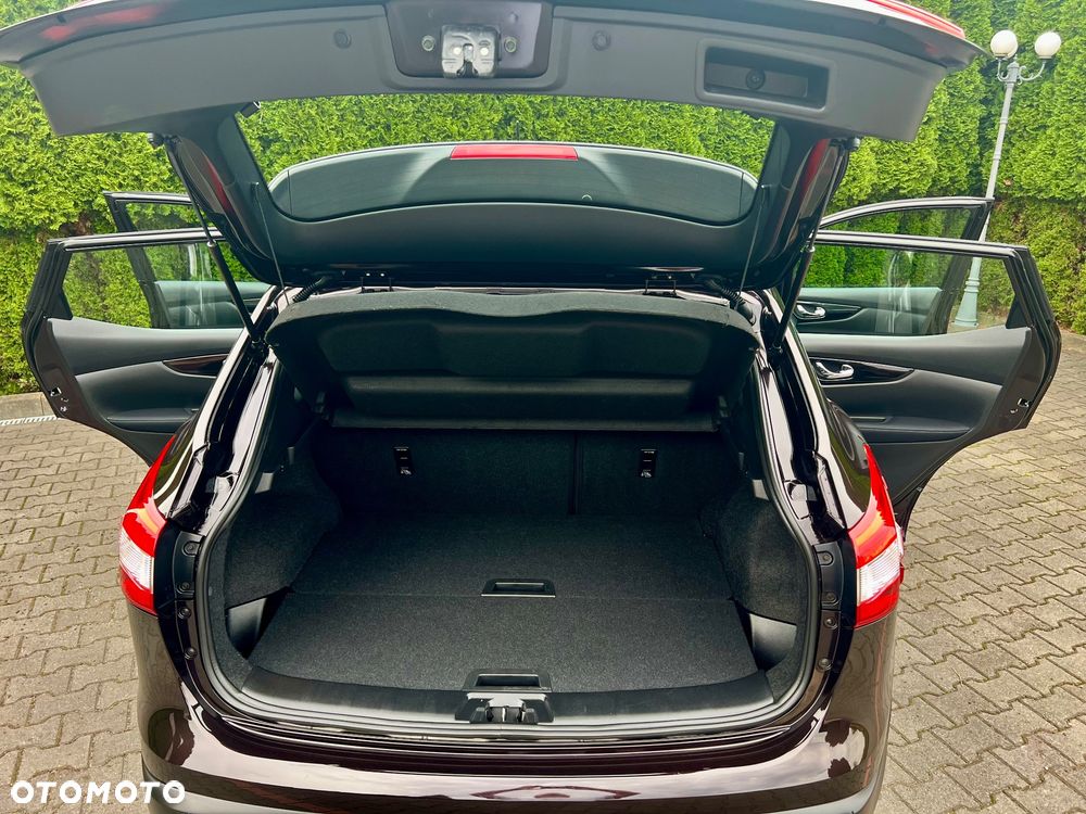 Nissan Qashqai 1.2 DIG-T Acenta Xtronic EU6 - 17