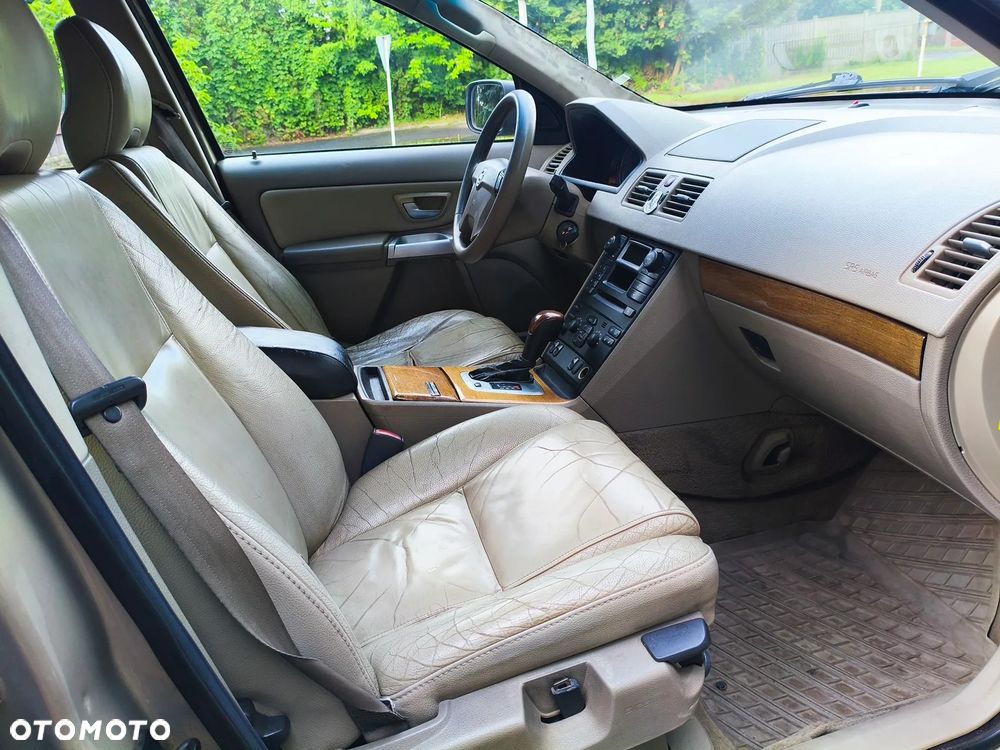 Volvo XC 90 - 10