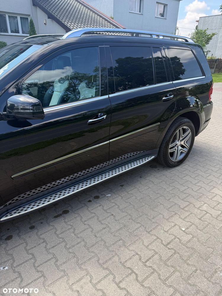 Mercedes-Benz GL 350 CDI DPF 4Matic BlueEFFICIENCY 7G-TRONIC Grand Edition - 7