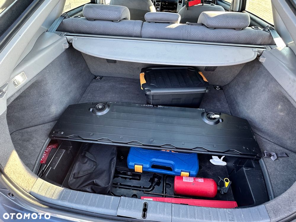 Toyota Prius - 19