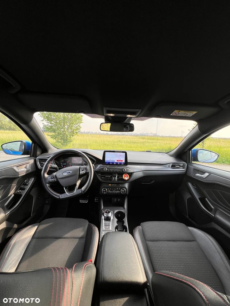 Ford Focus - 8