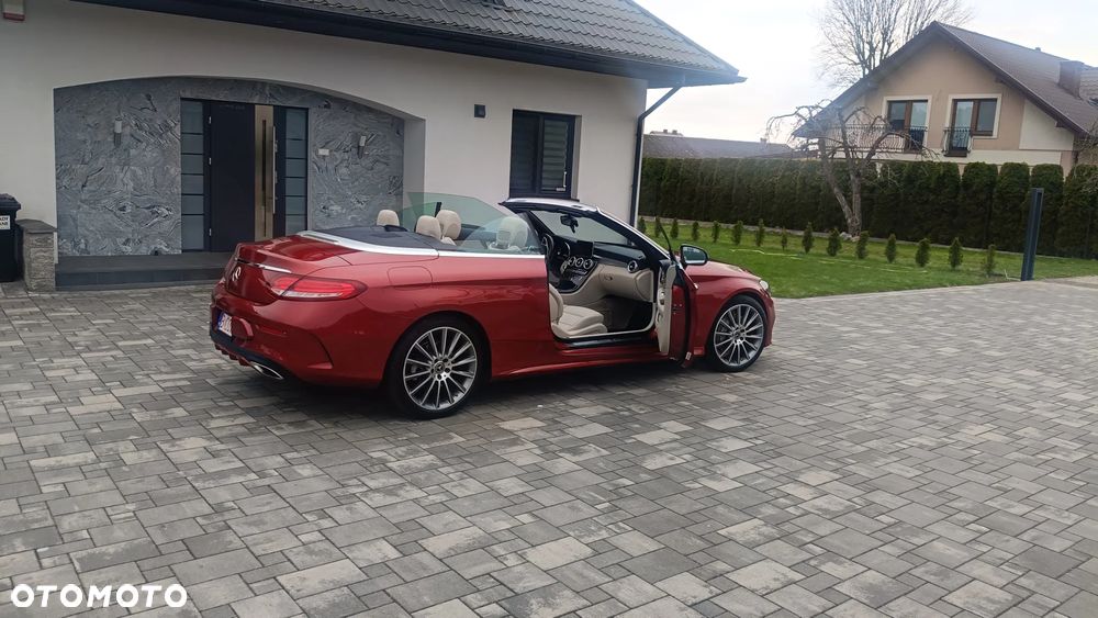 Mercedes-Benz Klasa C 300 9G-TRONIC - 7