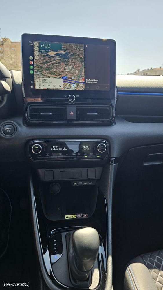 Toyota Yaris 1.5 HDF Premier Edition - 17