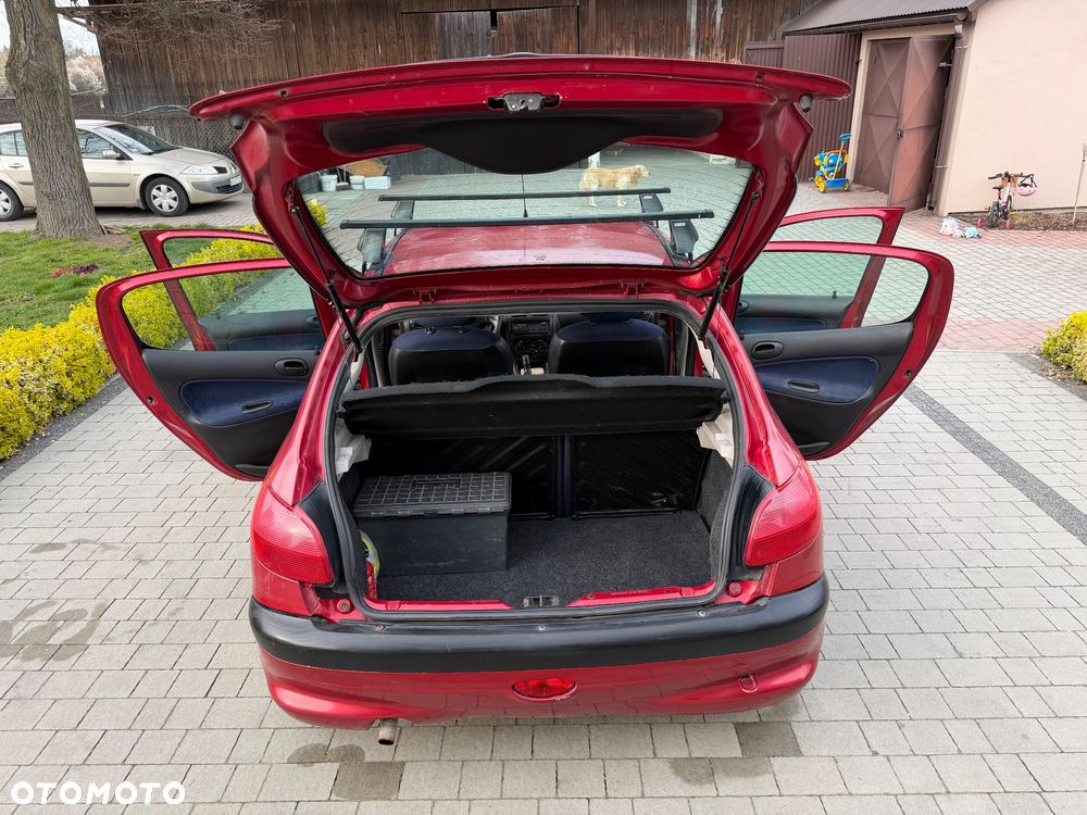 Peugeot 206 - 12
