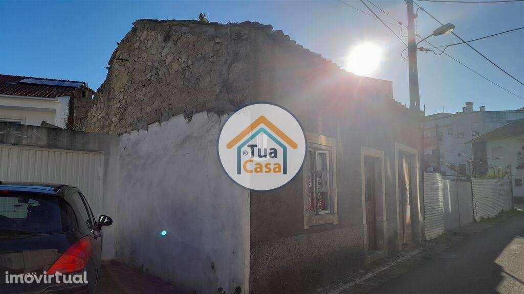 Moradia T2 para Reabilitar Centro Cantanhede - Grande imagem: 4/14