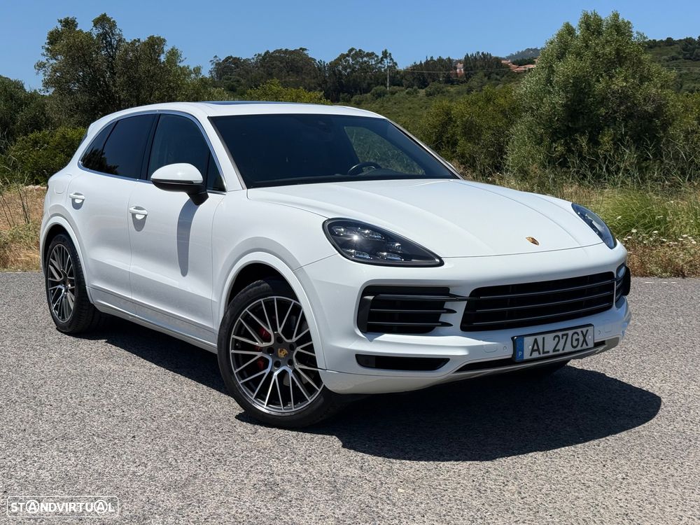 Porsche Cayenne E-Hybrid - 2