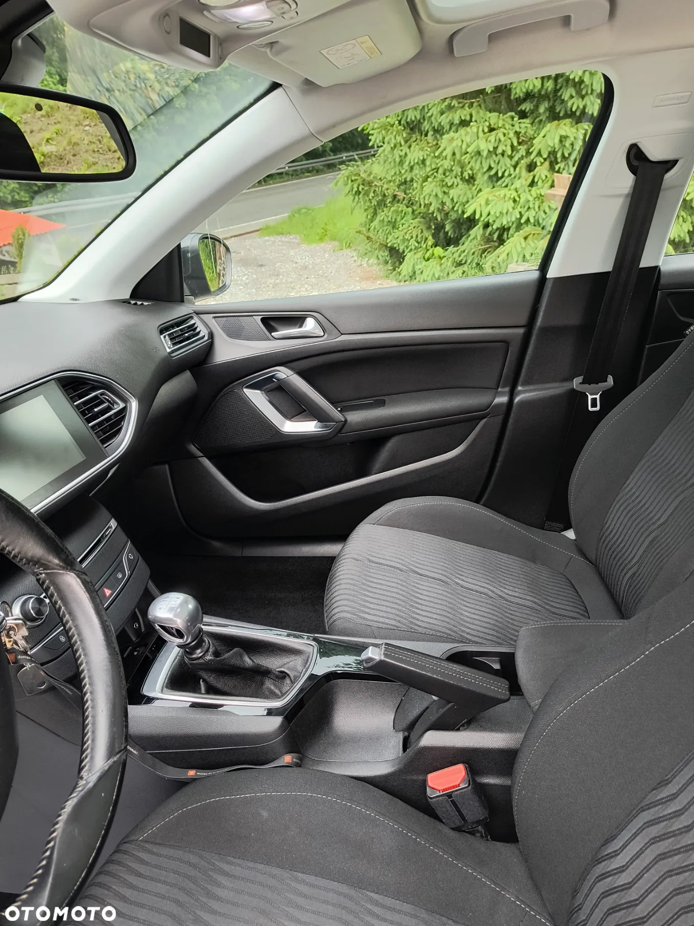 Peugeot 308 1.2 PureTech Allure S&S - 9