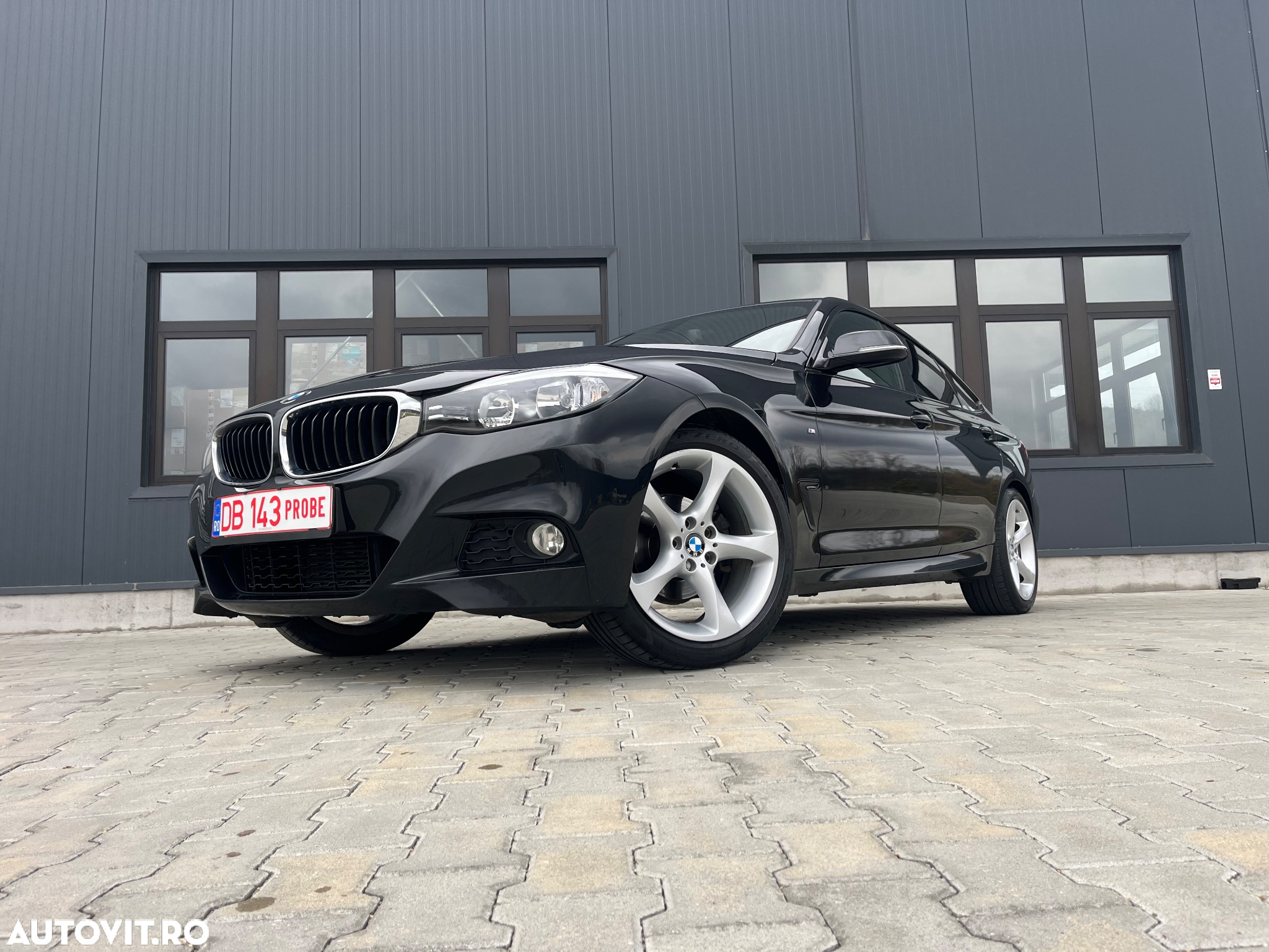 BMW Seria 3 318d Edition M Sport Shadow - 36