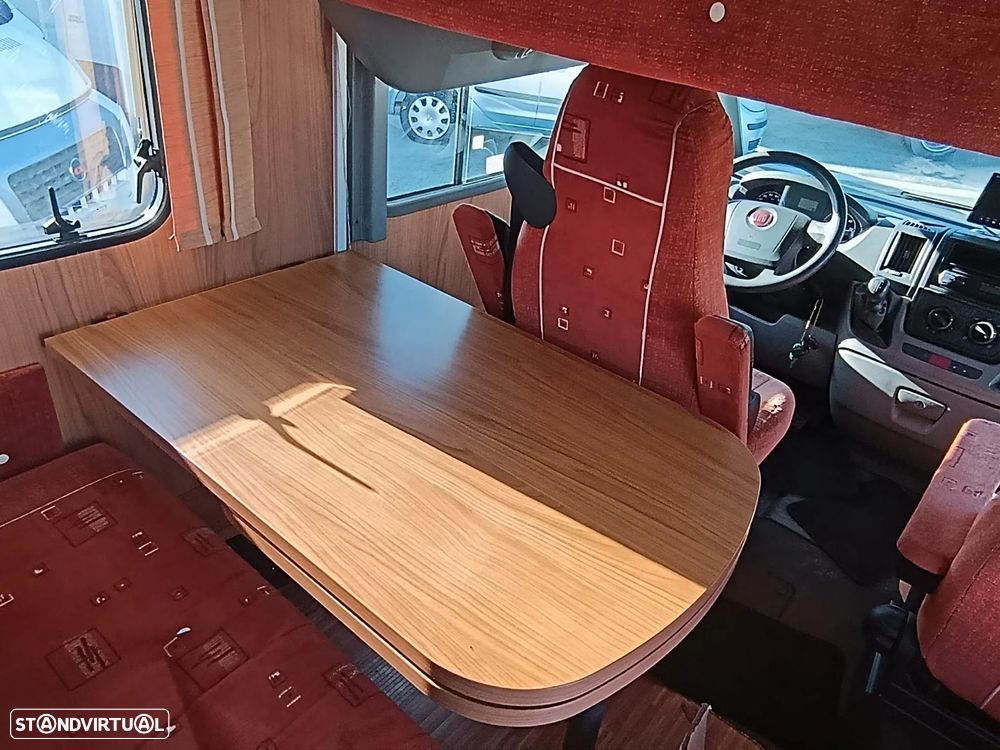 Burstner Aviano i725 - Autocaravana c/Cama Central - 7