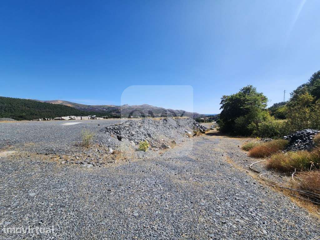 Propriedade com 13 Hectares Junto ao Nó do IP4 - Campeã, Vila Real - Grande imagem: 5/9