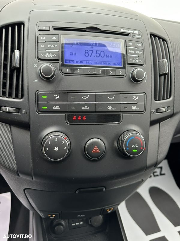 Hyundai i30 i30cw 1.4 Classic - 22