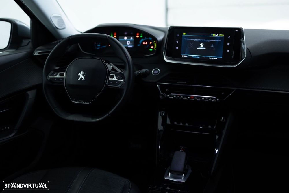 Peugeot e-2008 50 kWh Allure - 18