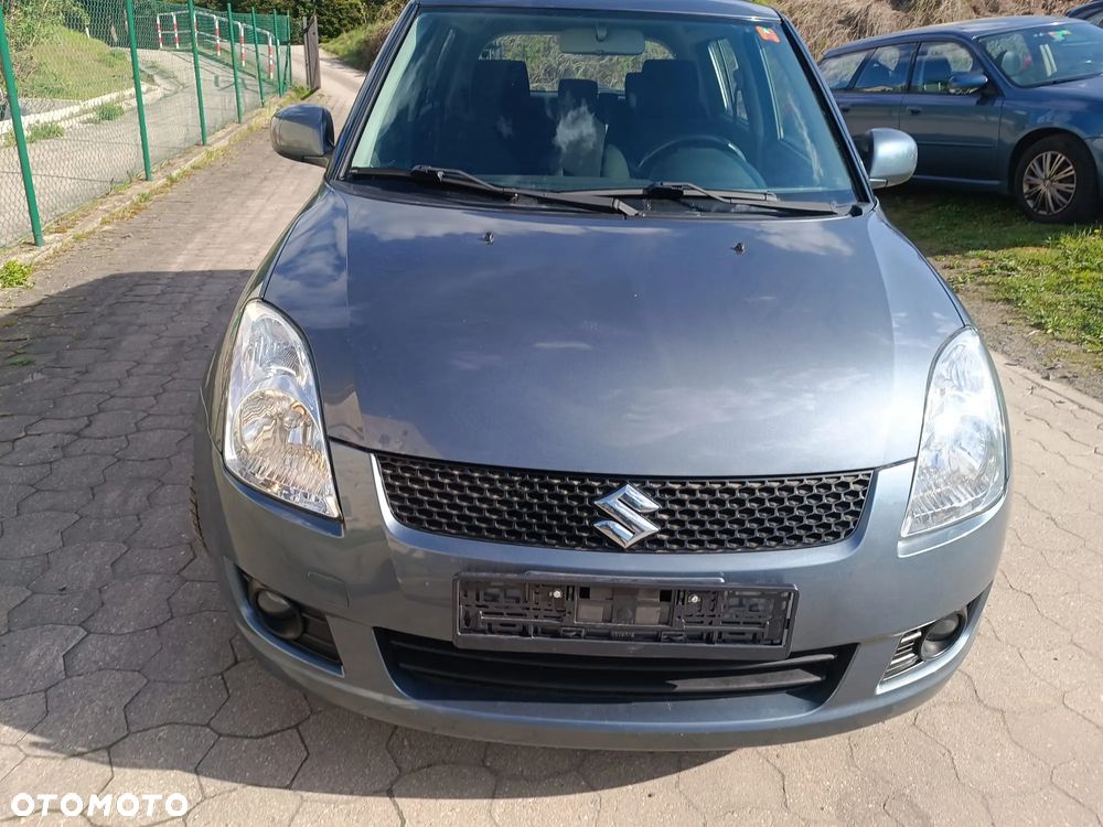 Suzuki Swift 1.3 4x4 Comfort - 4