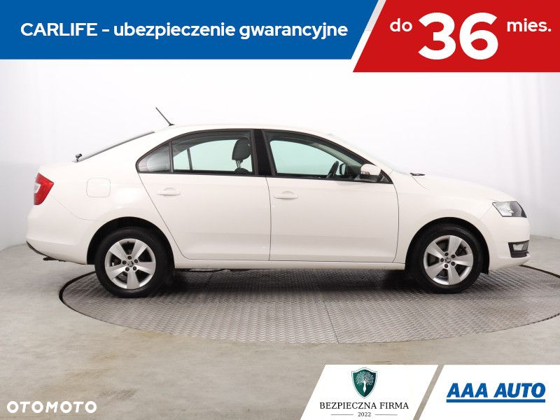 Skoda RAPID - 7