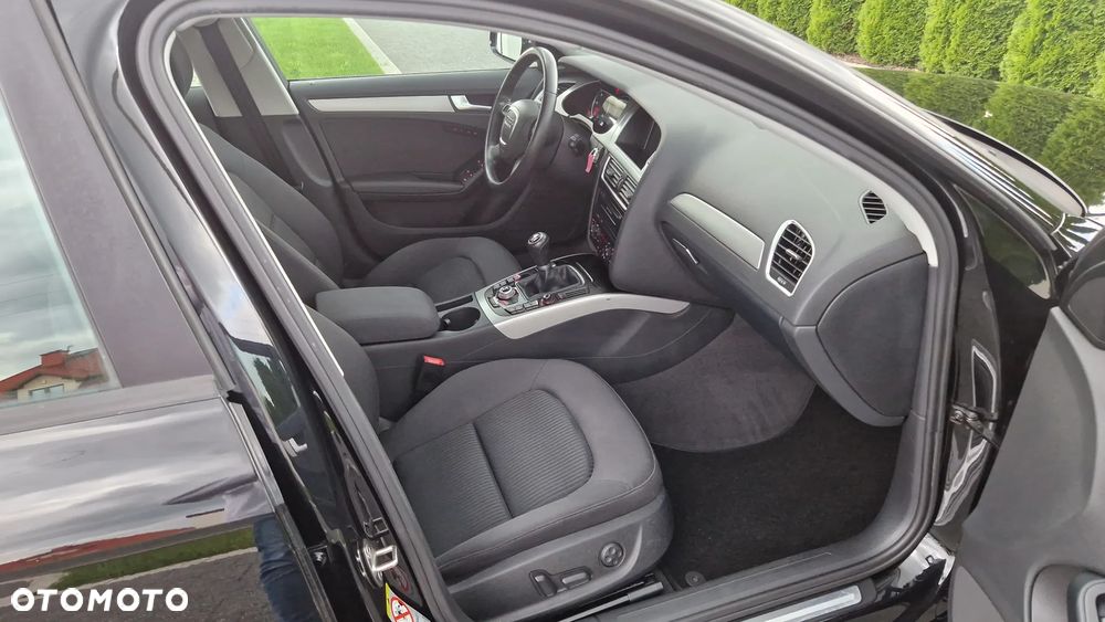 Audi A4 Avant 2.0 TDI e DPF S line Sportpaket - 8