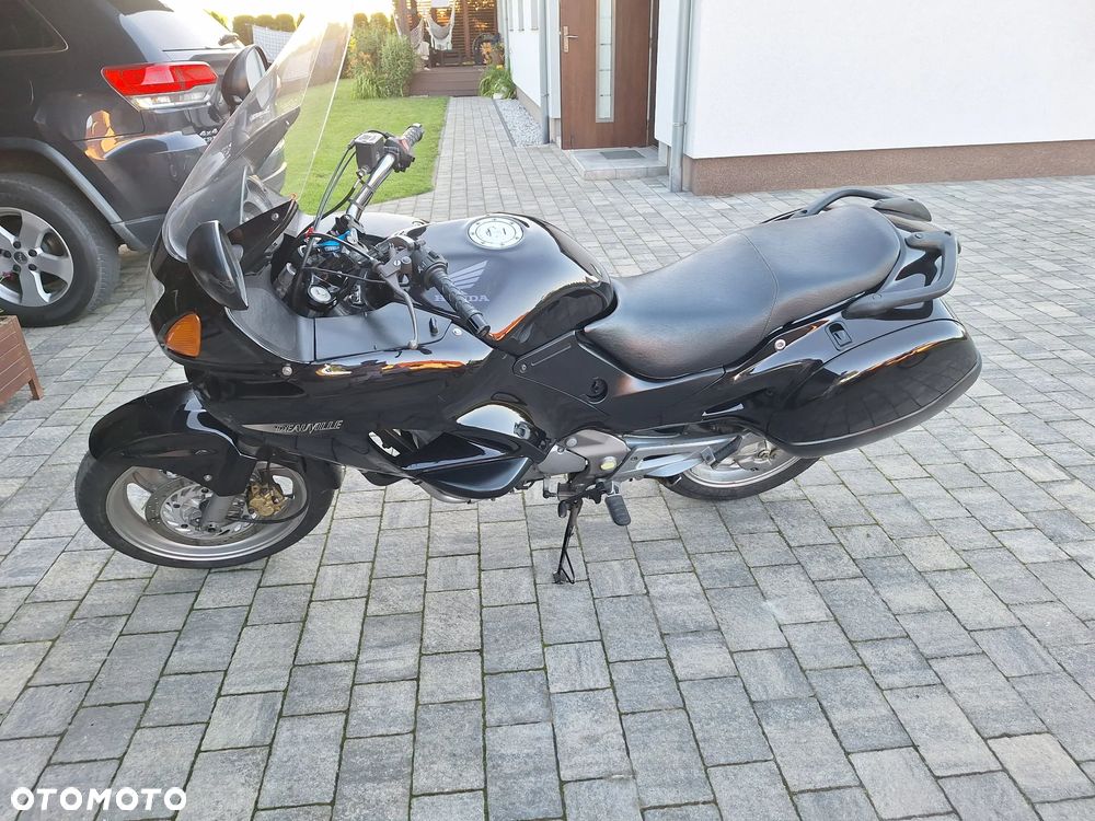 Honda Deauville - 1