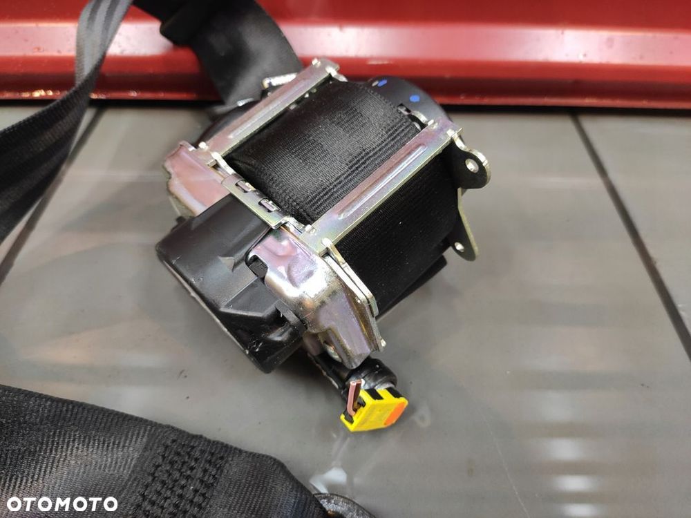 JAGUAR XF II X260 3.0D PAS LEWY PRZÓD NAPINACZ PIROTECHNIK CZARNY ORYGINAŁ - 3