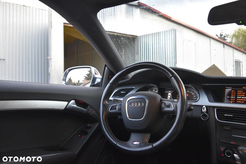 Audi Coupe - 26
