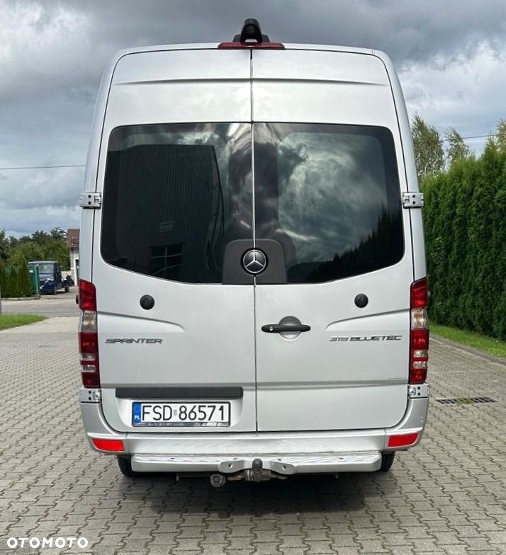 Mercedes-Benz Sprinter - 9
