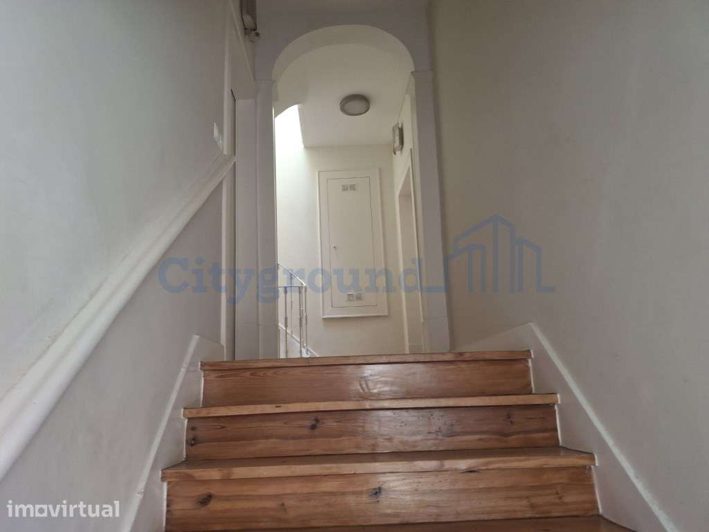 Apartamento com terraço para reabilitação - São Vicente - Grande imagem: 4/27
