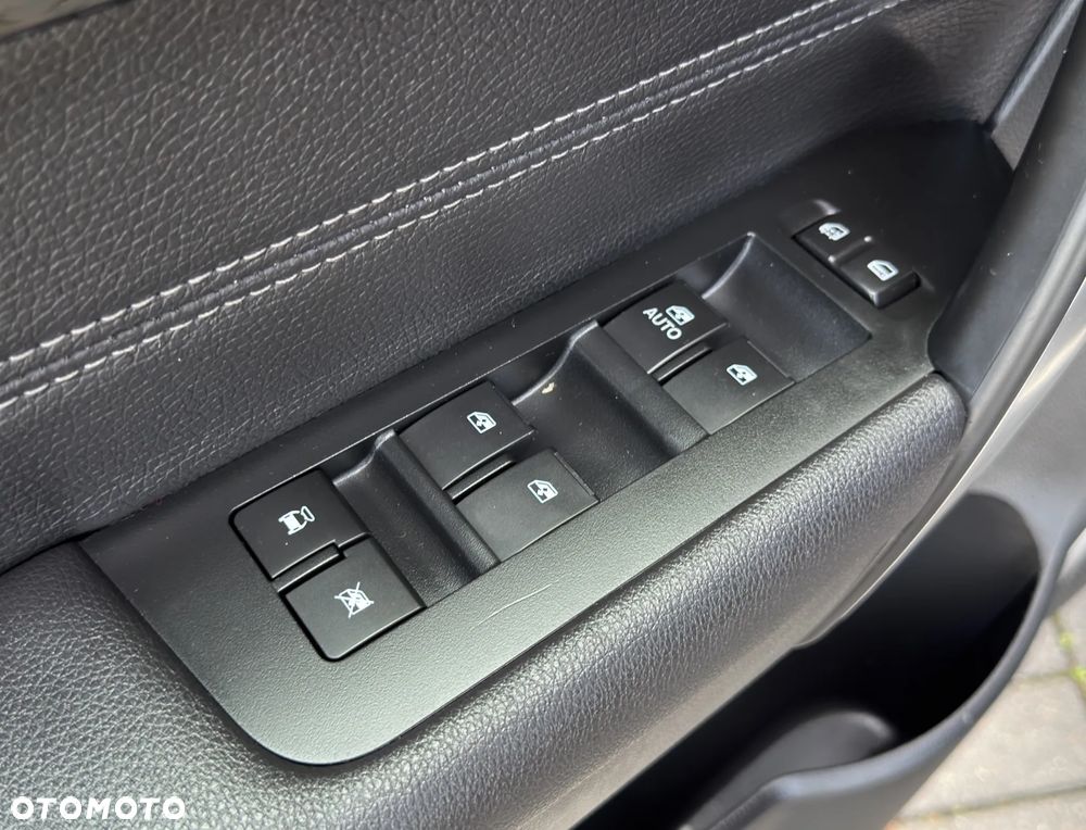 Chevrolet Captiva - 16