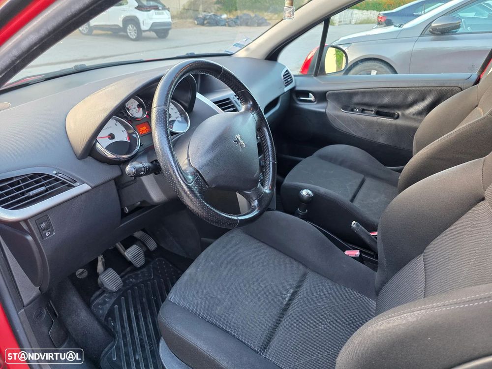 Peugeot 207 1.4 16V Sport - 8