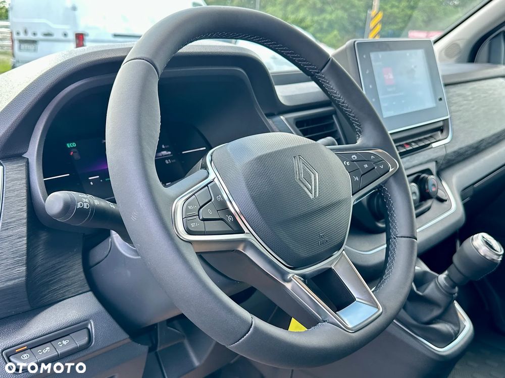 Renault Trafic - 12