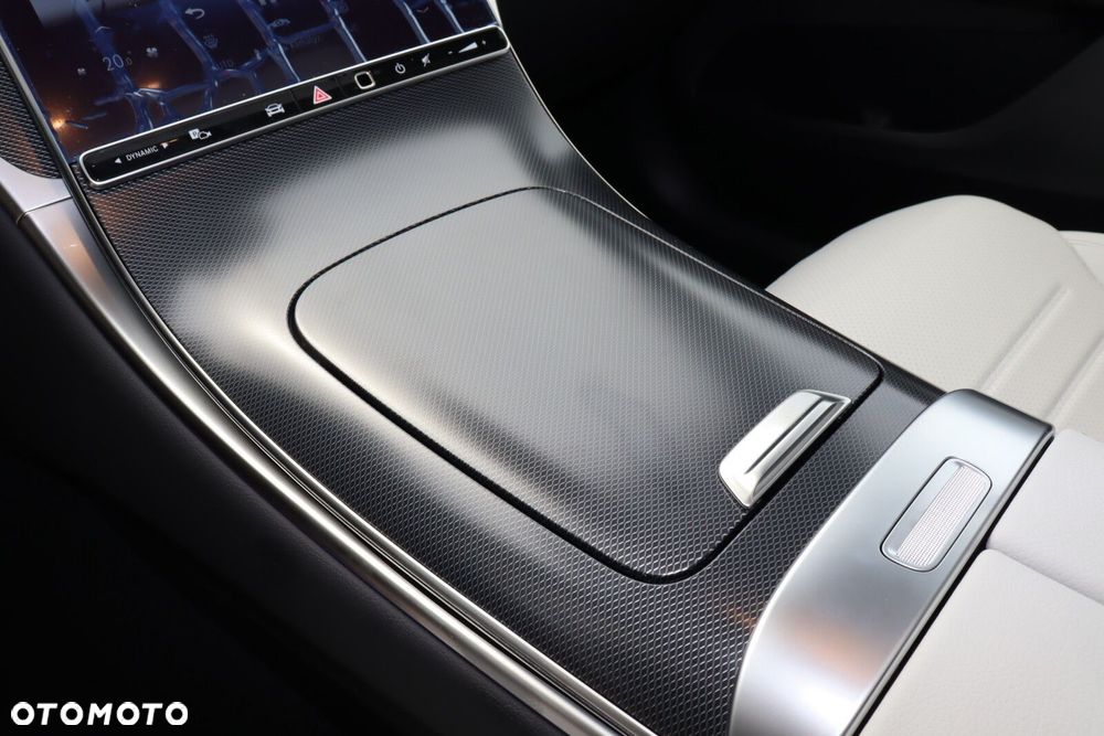 Mercedes-Benz GLC - 14