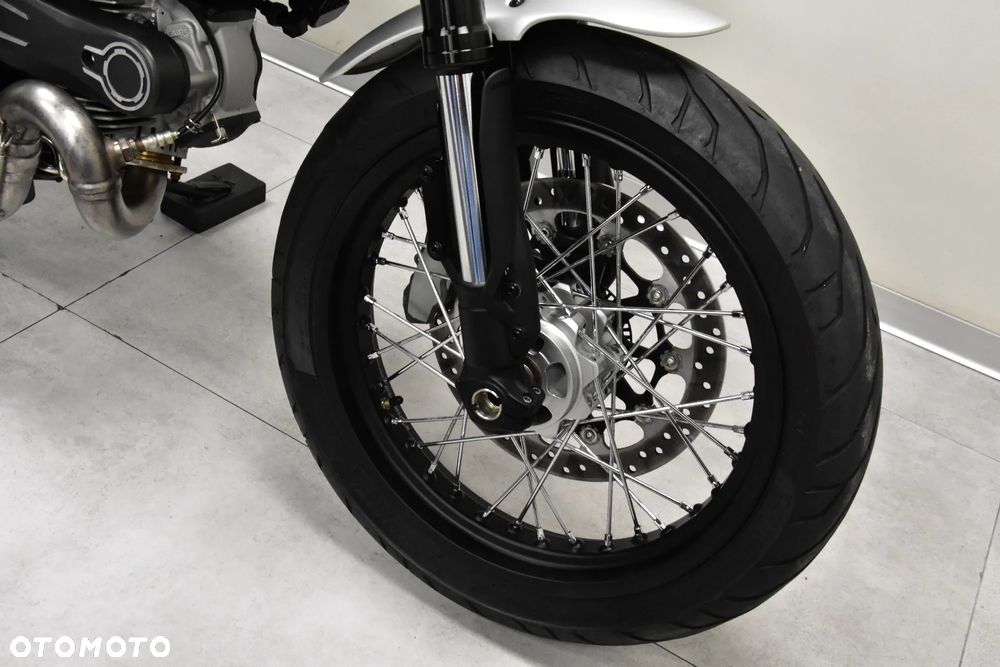 Ducati Scrambler - 25