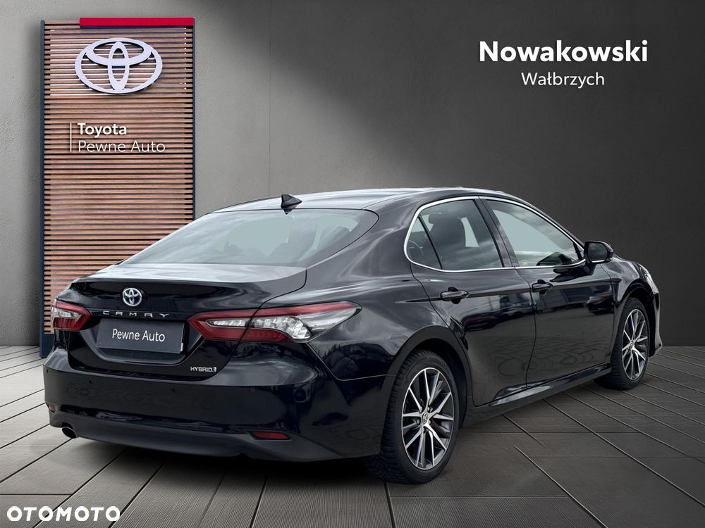 Toyota Camry 2.5 Hybrid Executive CVT - 6