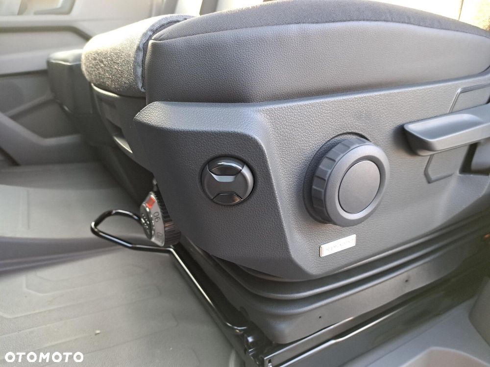 Volkswagen Crafter 30 furgon PRO - 11