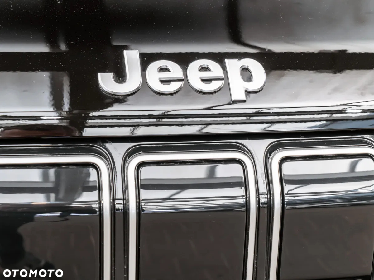 Jeep Avenger 1.2 T3 mHEV Summit FWD eDCT6 - 12