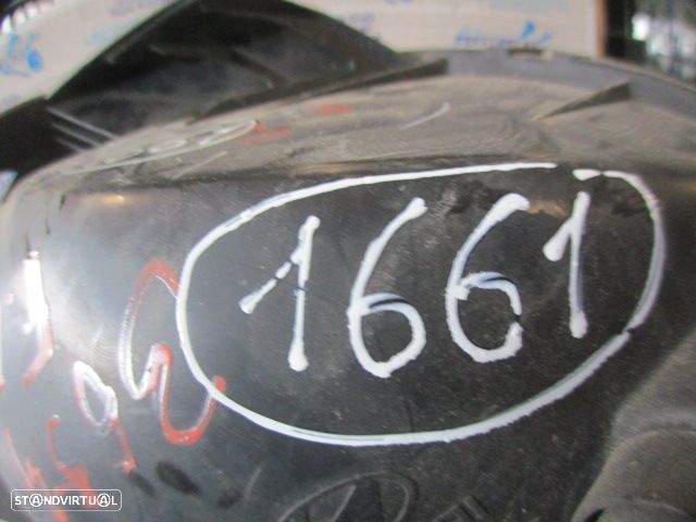 Farol Far1661 HYUNDAI  I20 1 FASE 1 2009 1.4CRDI 90CV 5P BRANCO ESQ H4 ORIGINAL Apoio Danificado - 5