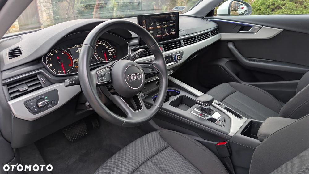 Audi A4 Avant 35 TFSI Sport S tronic - 11