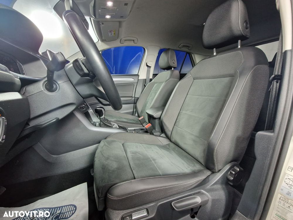 Volkswagen T-Roc - 11