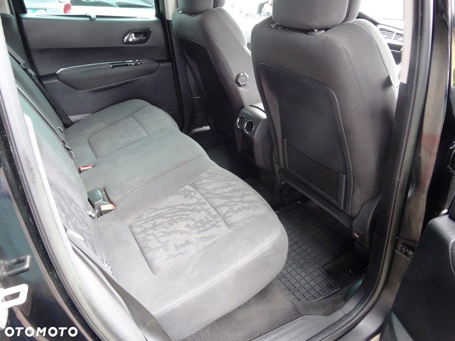 Peugeot 3008 1.6 HDi Active - 13