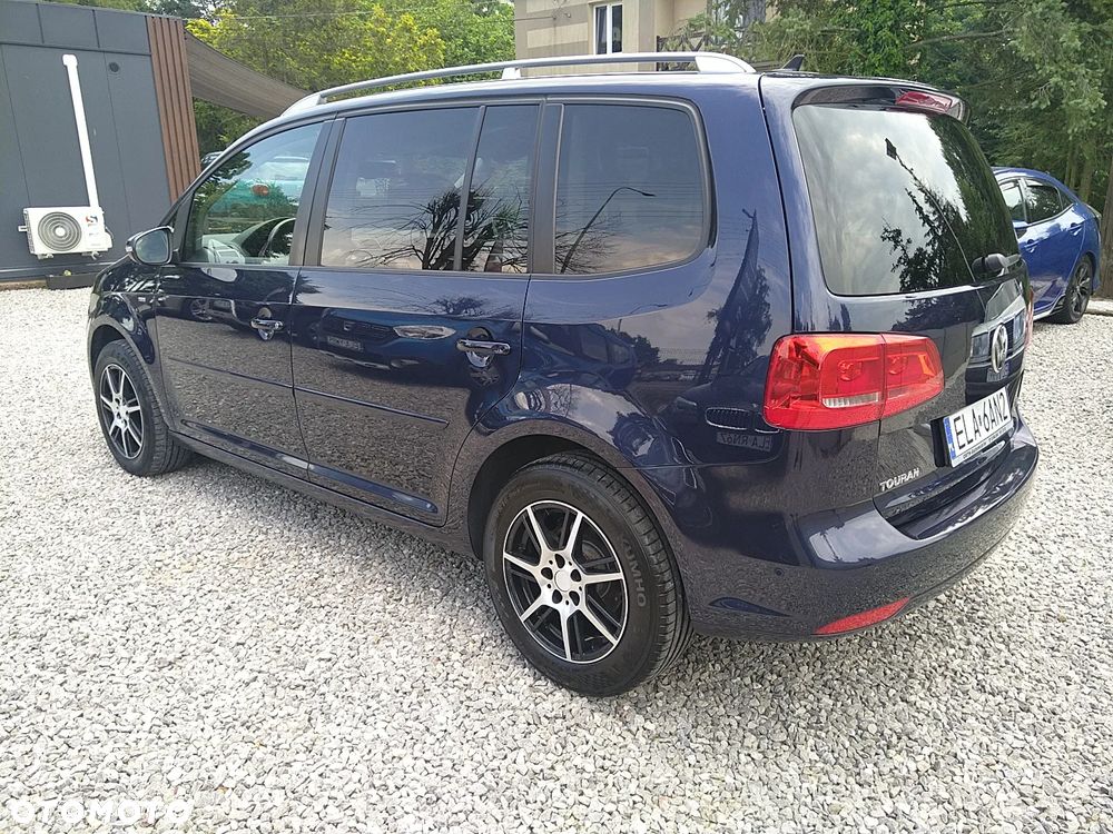 Volkswagen Touran 1.6 TDI DPF DSG Cup - 5