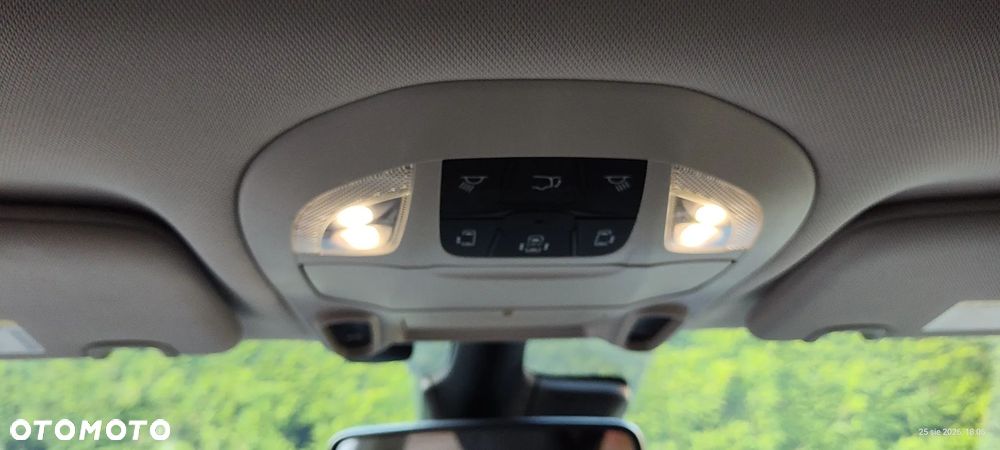 Chrysler Pacifica - 17
