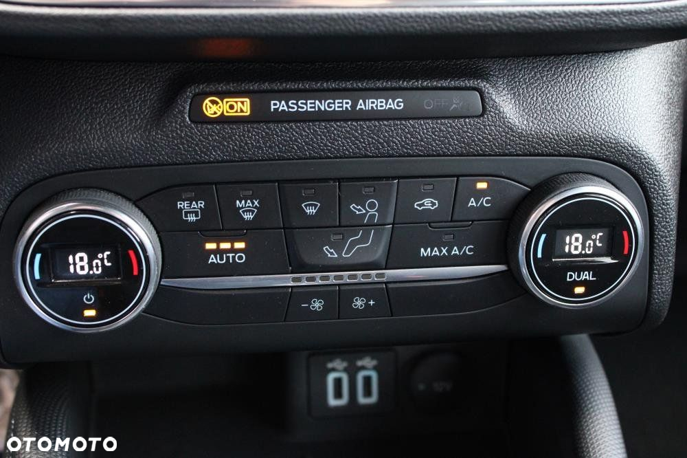 Ford Focus - 20